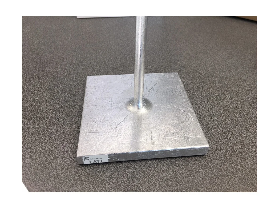 Lámpara de mesa LED Zafferano Poldina Pro Silver Leaf, recargable y regulable, con duración de batería de hasta 12 horas.