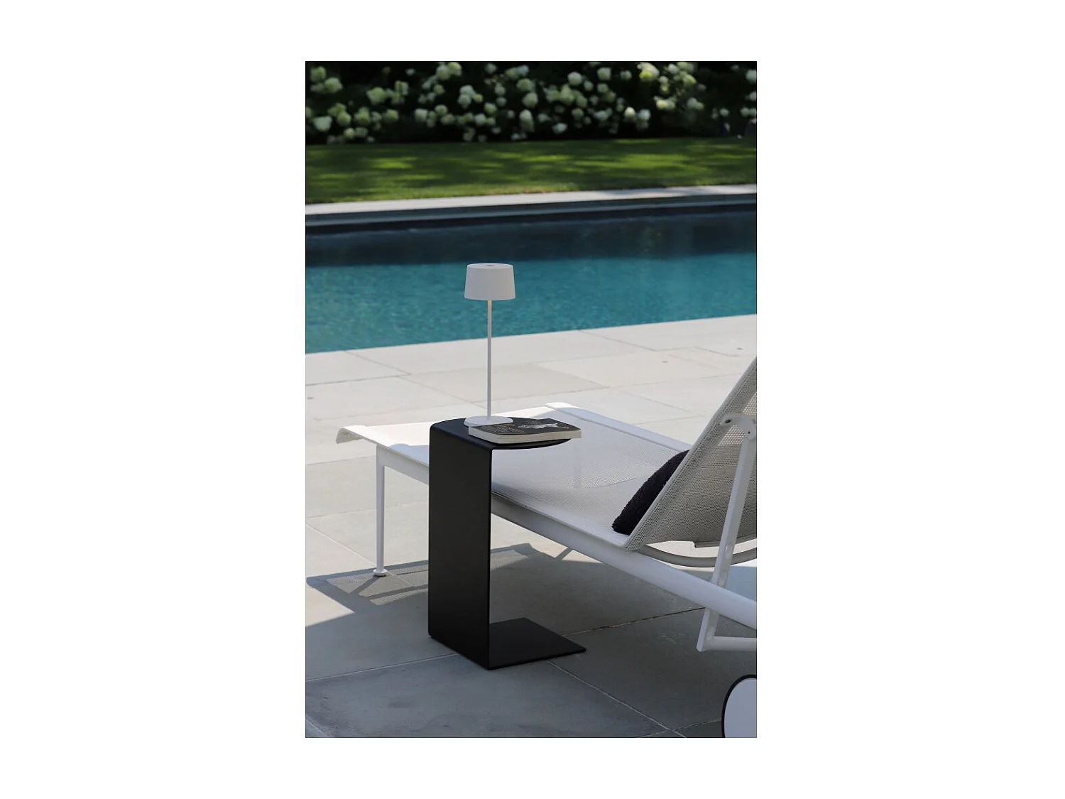 Lampa stołowa LED Zafferano Olivia Pro Sand, ładowalna i ściemnialna - 2200-2700-3000 K, 9 godz. przy pełnej mocy