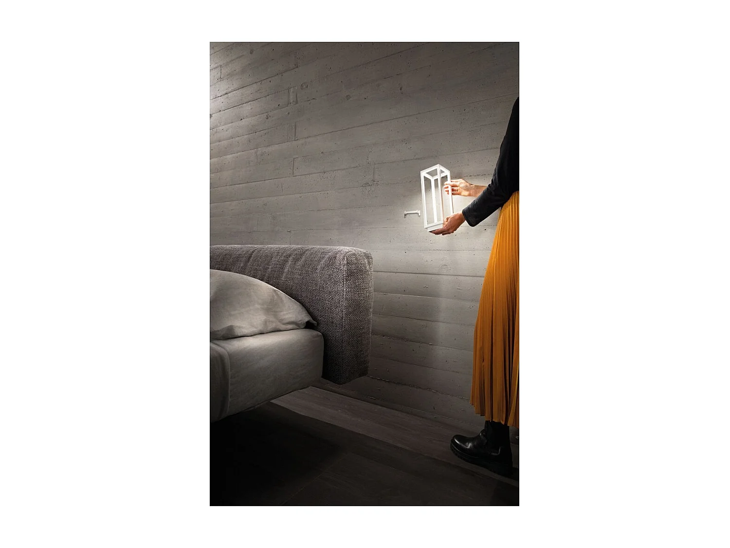 Tafellantaarn wit LED 2.2w op batterijen IP54 Saffraan 3000K 12u maximaal vermogen in aluminium