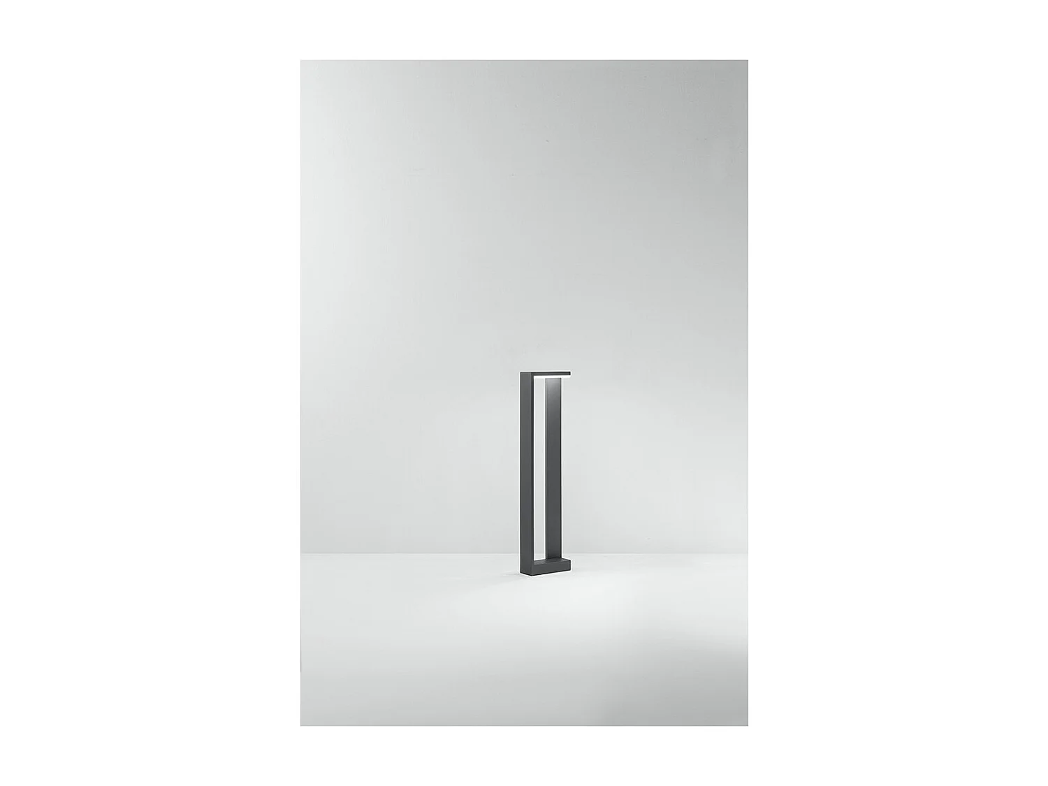 Baliza LED de jardín Quad - 10W, IP65, 800lm, 60cm de altura, 3000K, aluminio pintado, color antracita - Perenz