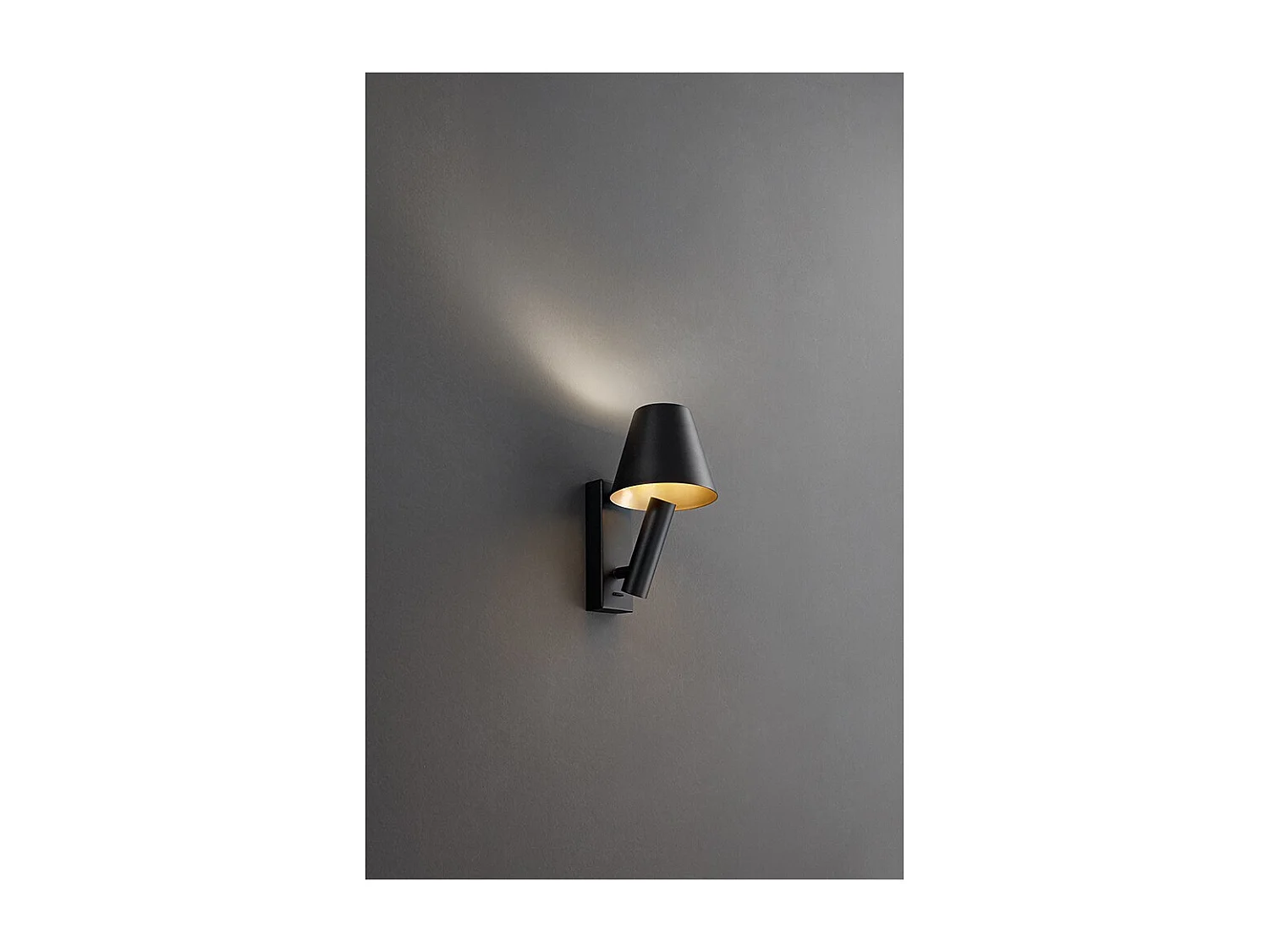 Reverse - Aplique LED de pared para dormitorio de metal, 6 W, 3000 K, 480 lm, regulable, luz en el difusor - Perenz - Blanco