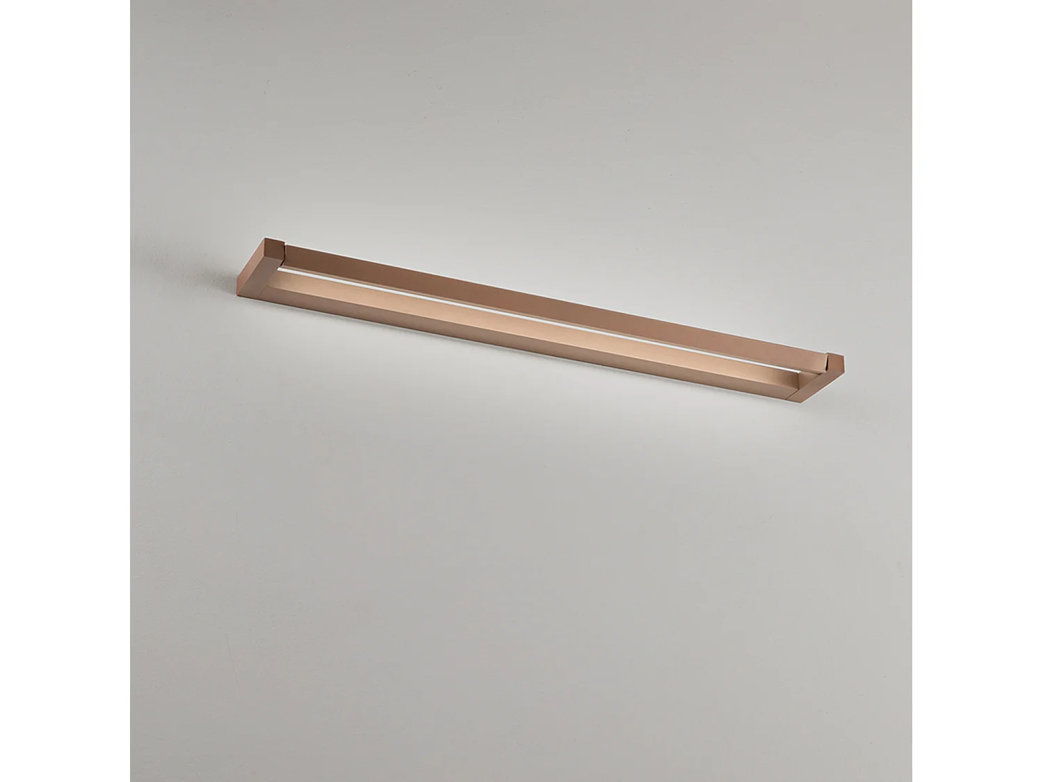 Applique murale LED Slim 24 W, CCT 2700 K-4000K, L. 79,2 cm, Orientable, 1920 lm, IP20 - Perenz - Marron métallisé
