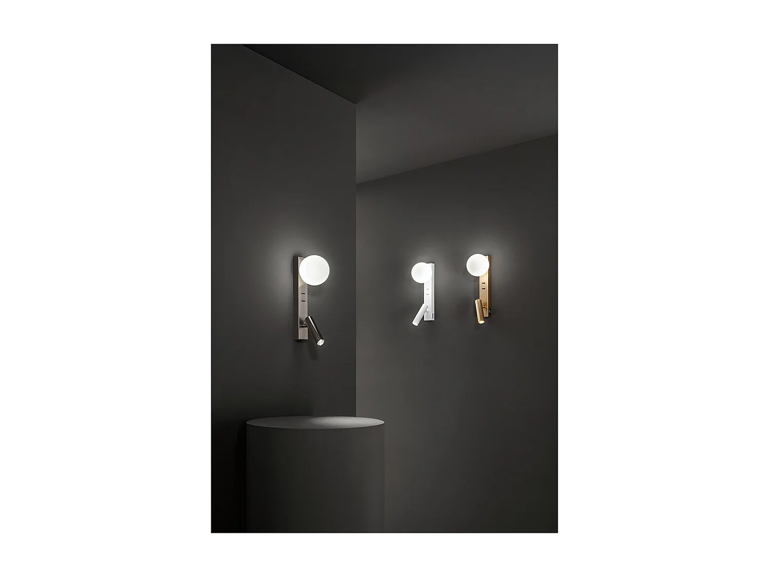 Fog - Aplique de pared con USB y USB-C, LED 3W + G9, Esfera blanca, 3000K, Cuerpo orientable, Difusor de cristal - Perenz - Dorado