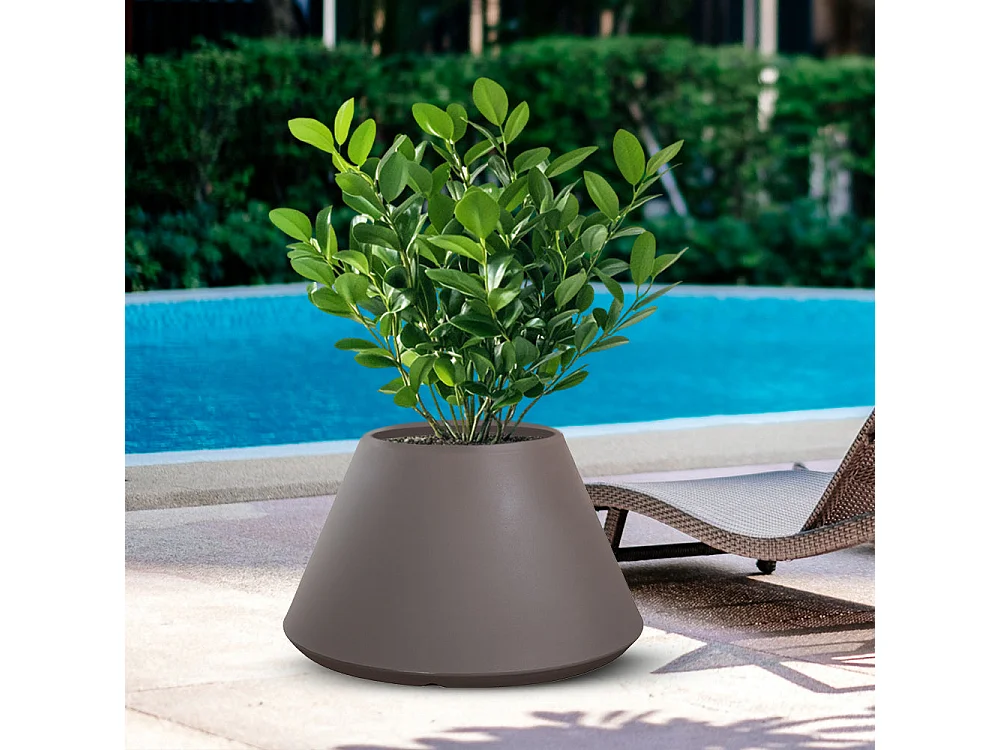 Vase Stromboli Dove Grey en résine, forme conique ronde, pour plantes d'intérieur et d'extérieur, diamètre 60 cmxhauteur 35 cm.