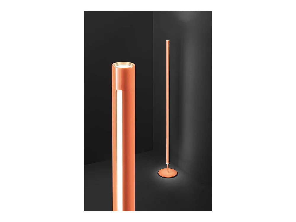 Ray - 25W dæmpbar LED-gulvlampe, 3000K, 2000lm, H160 cm, fodkontakt - Perenz - Orange