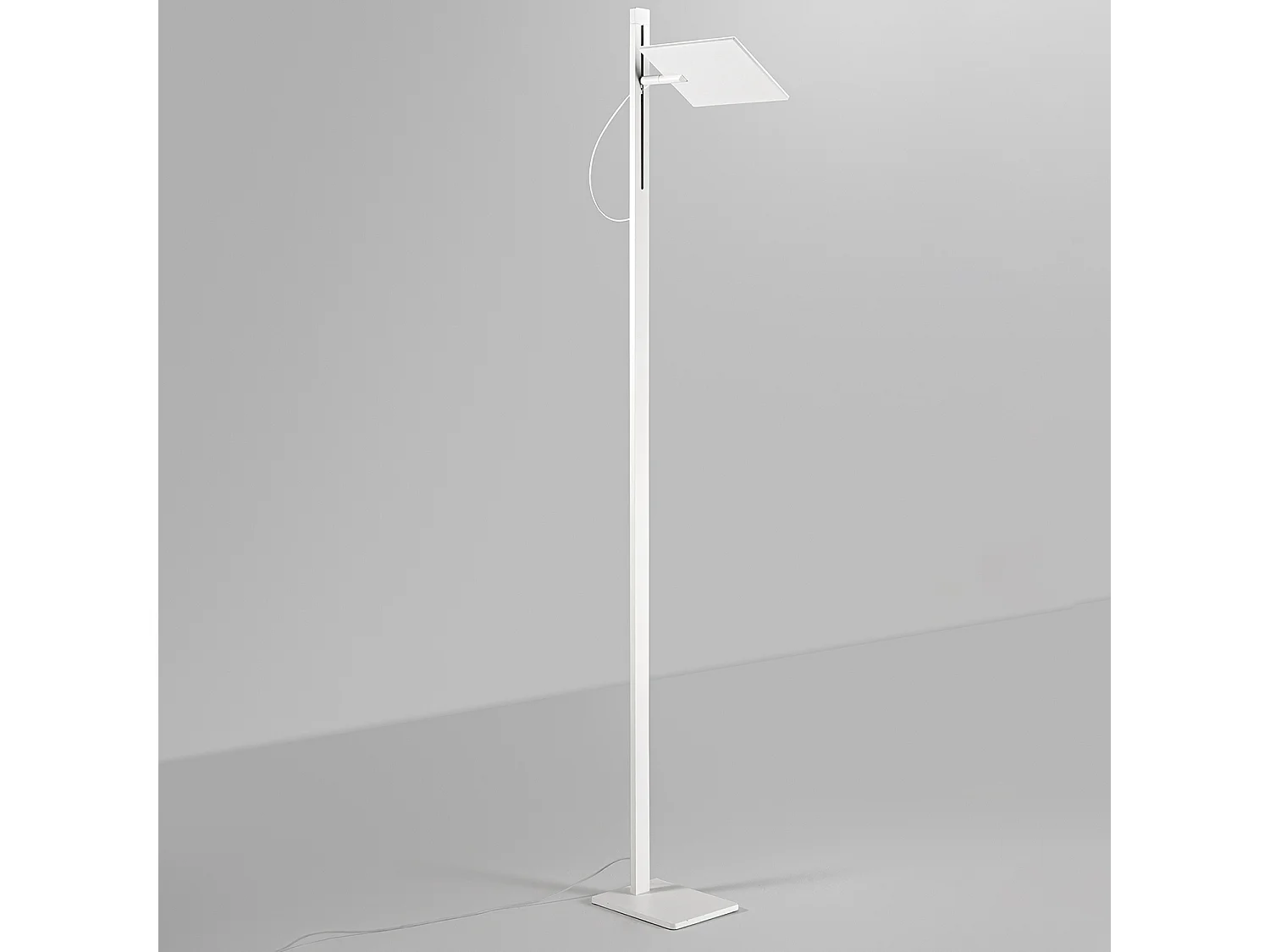 Weiße Wohnzimmer-LED-Stehleuchte, 24 W, 2160 lm, höhenverstellbar und 340° verstellbar, Ein-/Ausschalter, CCT und Fußdimmer