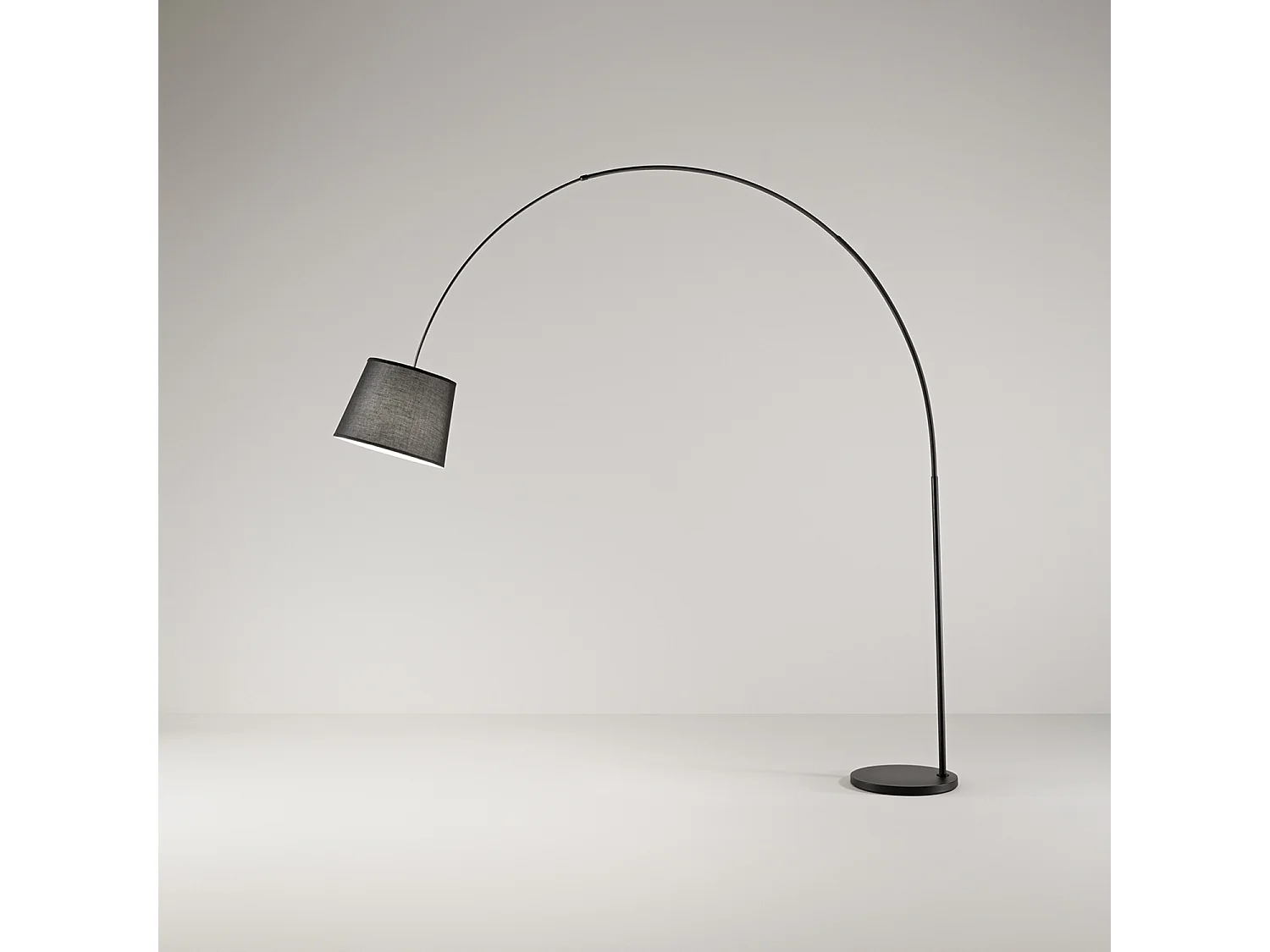 Arche - Buet LED metal gulvlampe 1xE27 MAX 60W, H.230 cm, 180° justerbart lampehoved, Sort - Perenz