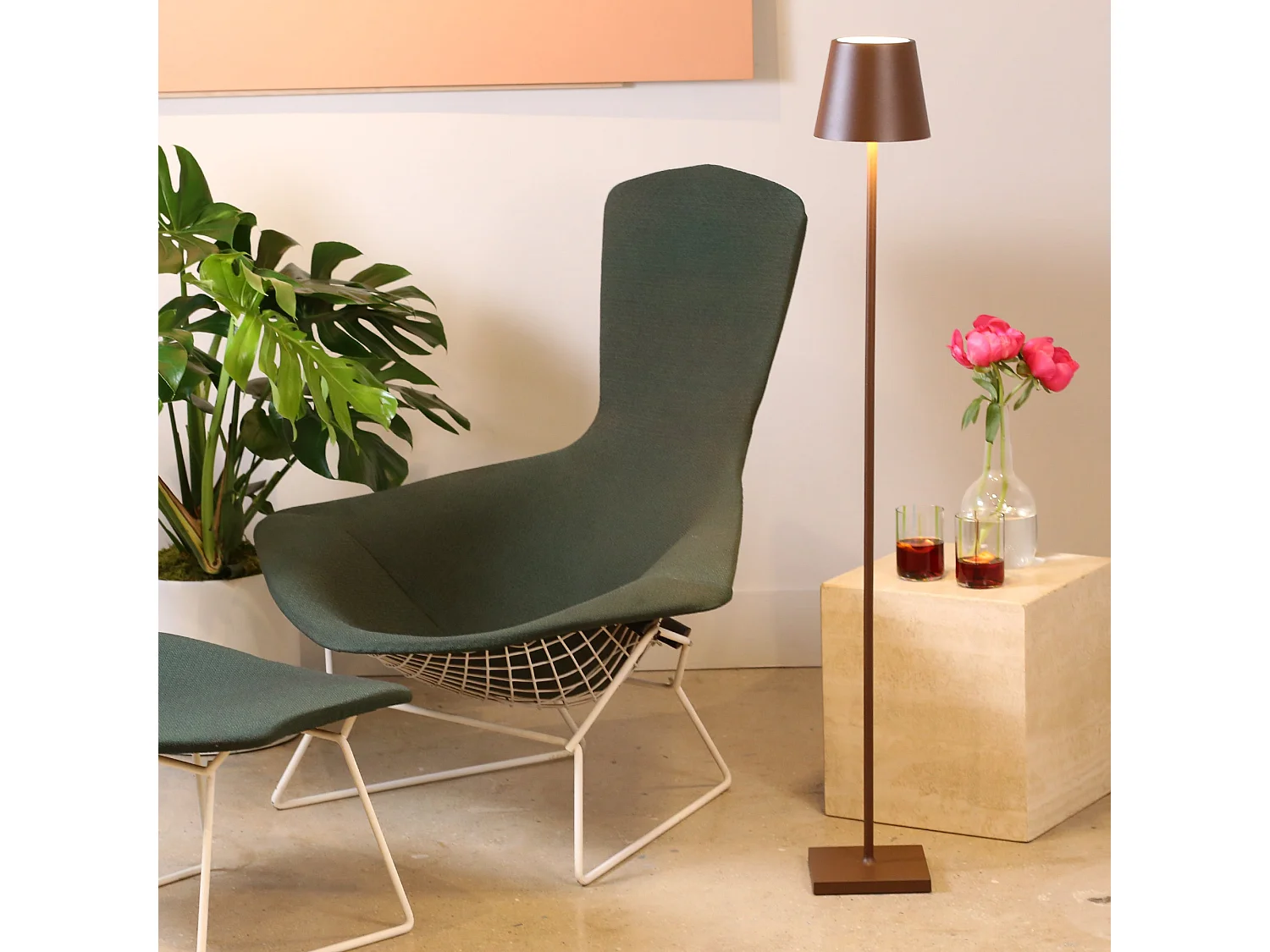 Saffron Poldina Pro L Corten LED-lampe genopladelig og dæmpbar med batteri op til 12 timer - 2200-2700-3000K 3 højder 52-87-122cm