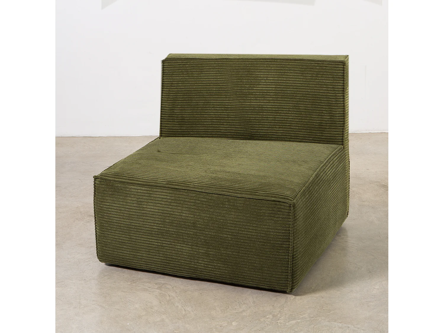 Sofa 4 plazas Chaiselongue tapizado pana verde
