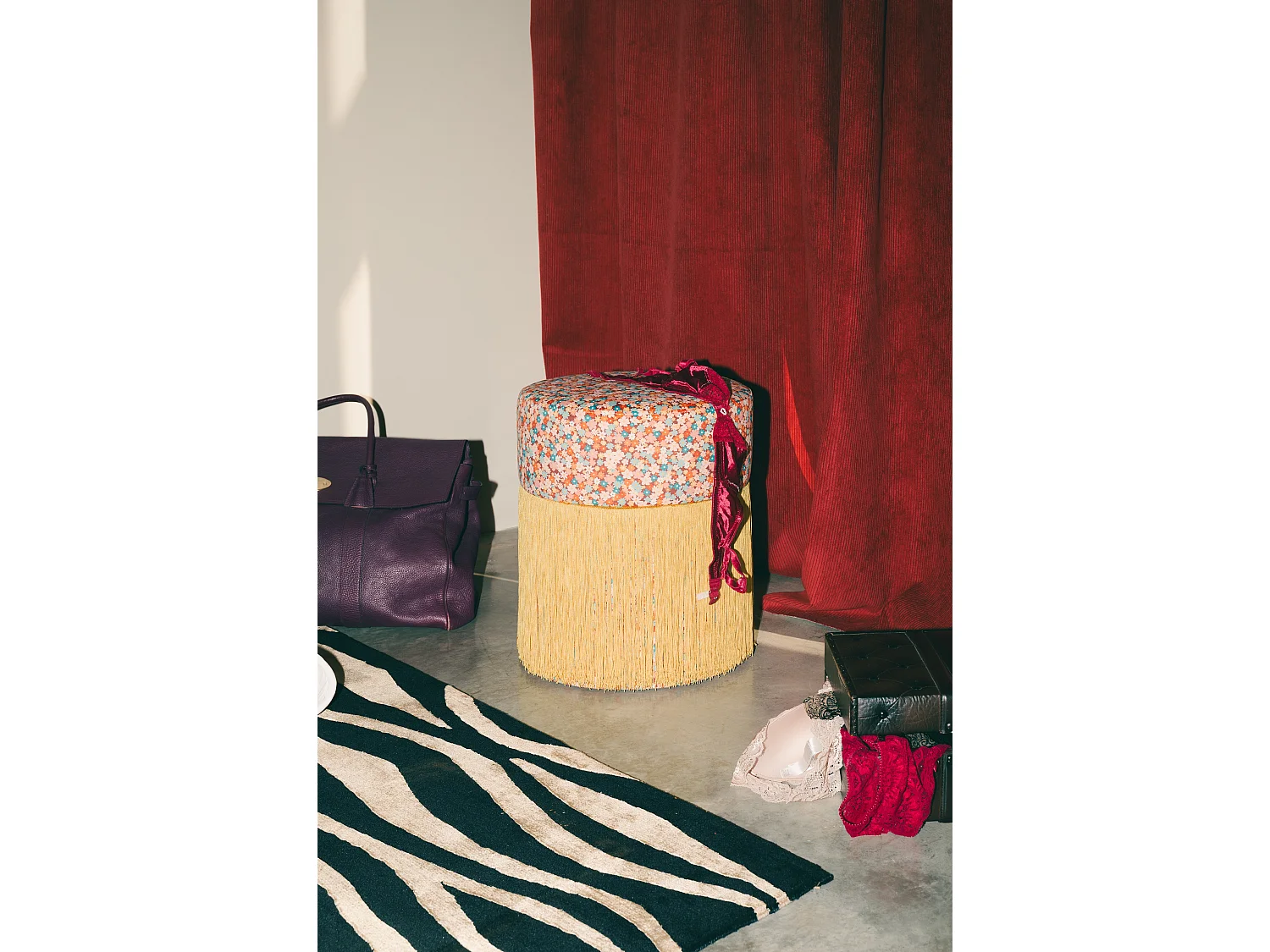 Pouf ottoman en velours