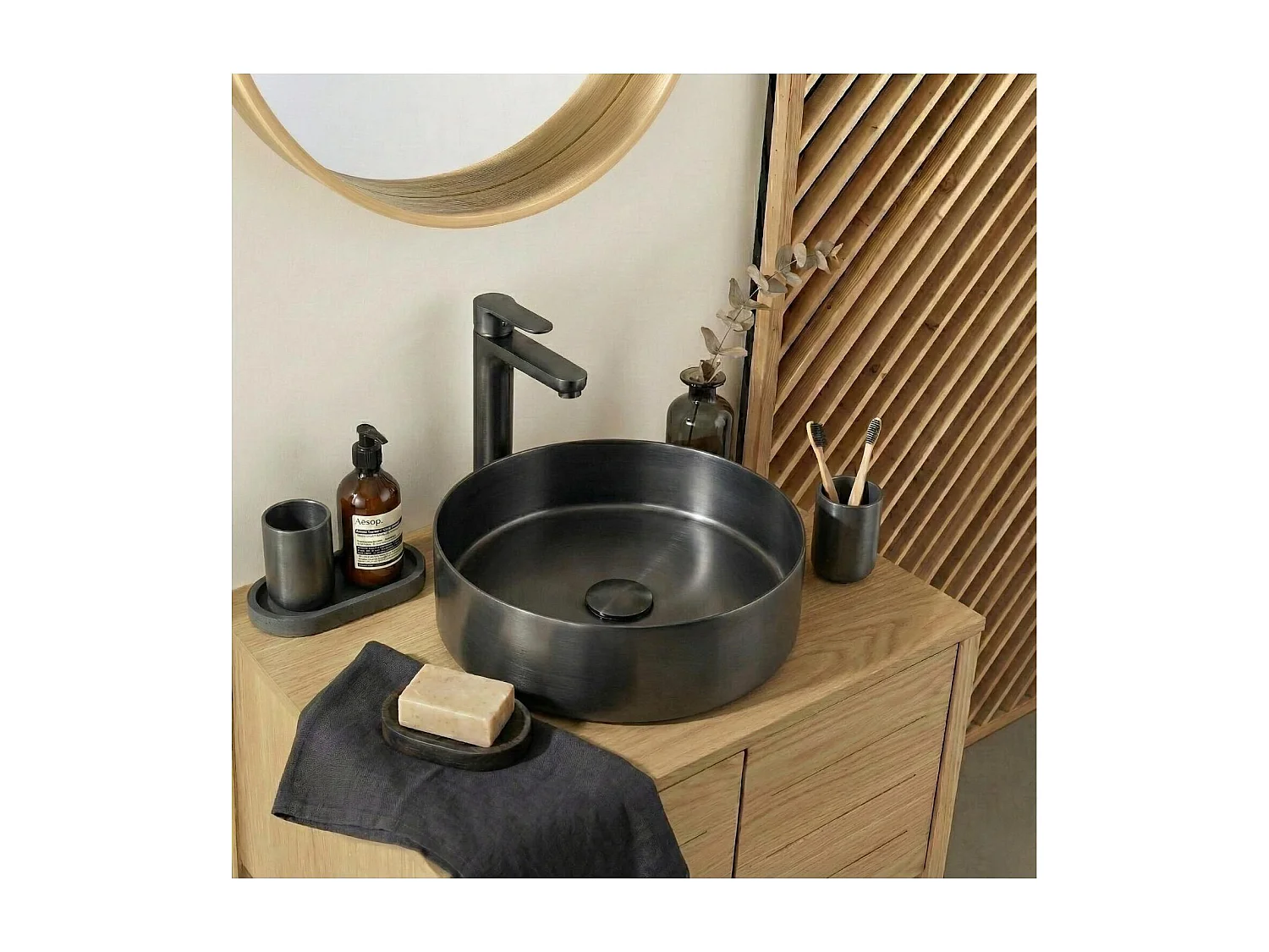 Rundes, schwarzes Edelstahl-Aufsatzwaschbecken, 36 cm, mit passendem Ablaufgarnitur