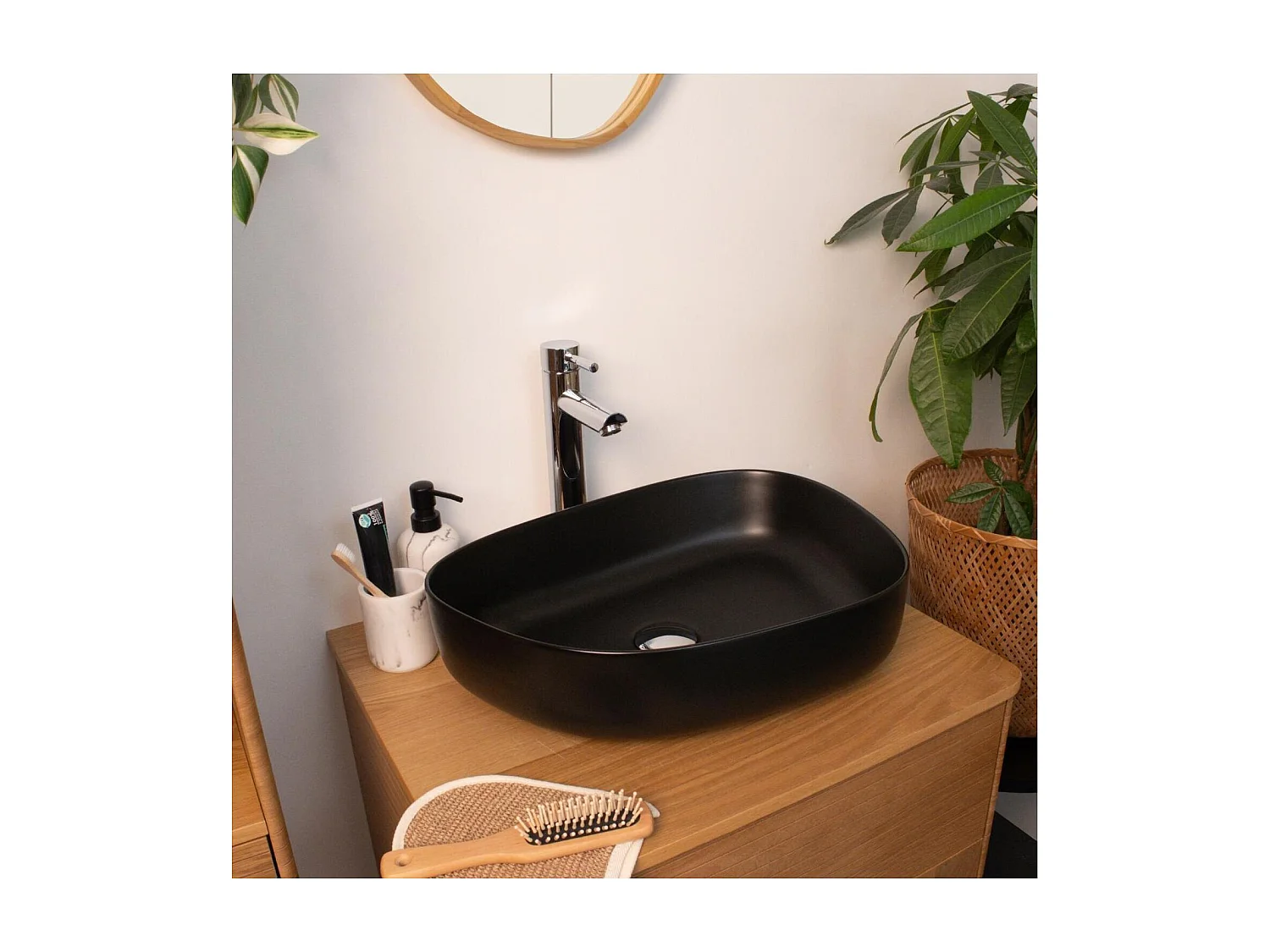 ORION Aufsatzwaschbecken aus schwarzer Keramik in Kieselform, 48 x 35,5 cm
