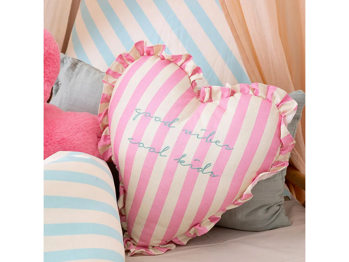 Coussin Déco Cœur "Ava" 38x38cm Rose