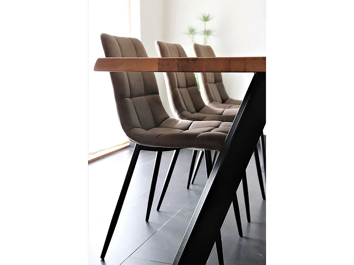 Lot de 2 chaises de salle à manger Middelfart en microfibre marron clair avec pieds noirs