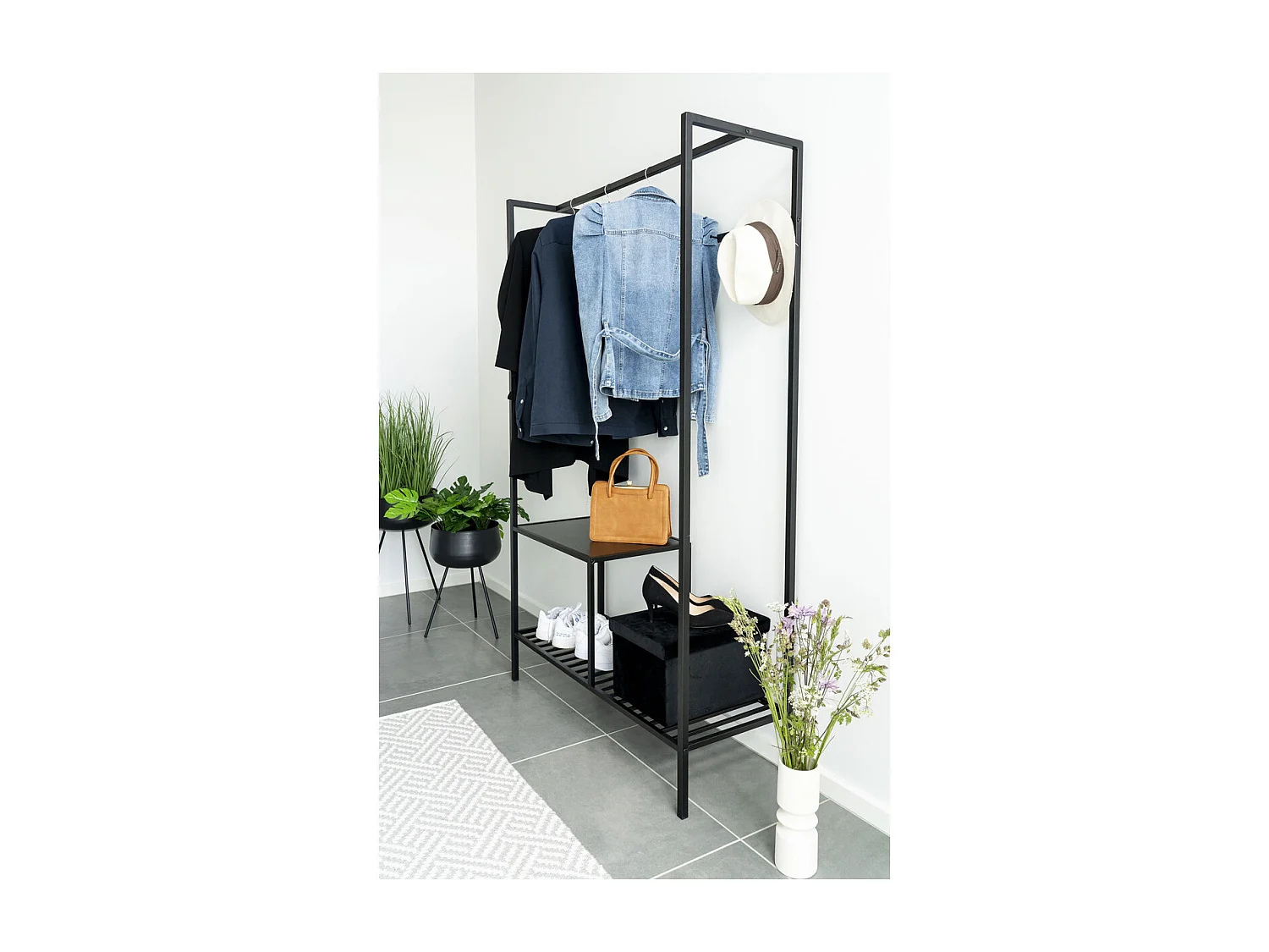 Vloerhanger Vita, Zwart, 38x101x170 cm, Kendra Home
