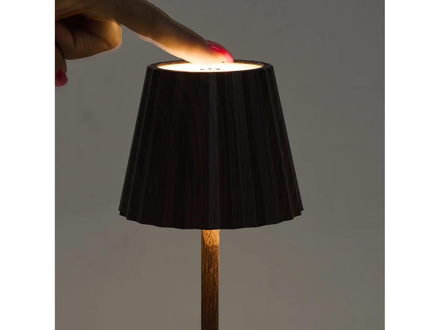 Lampe De Table Rechargeable Usb Bois Fonce Marron