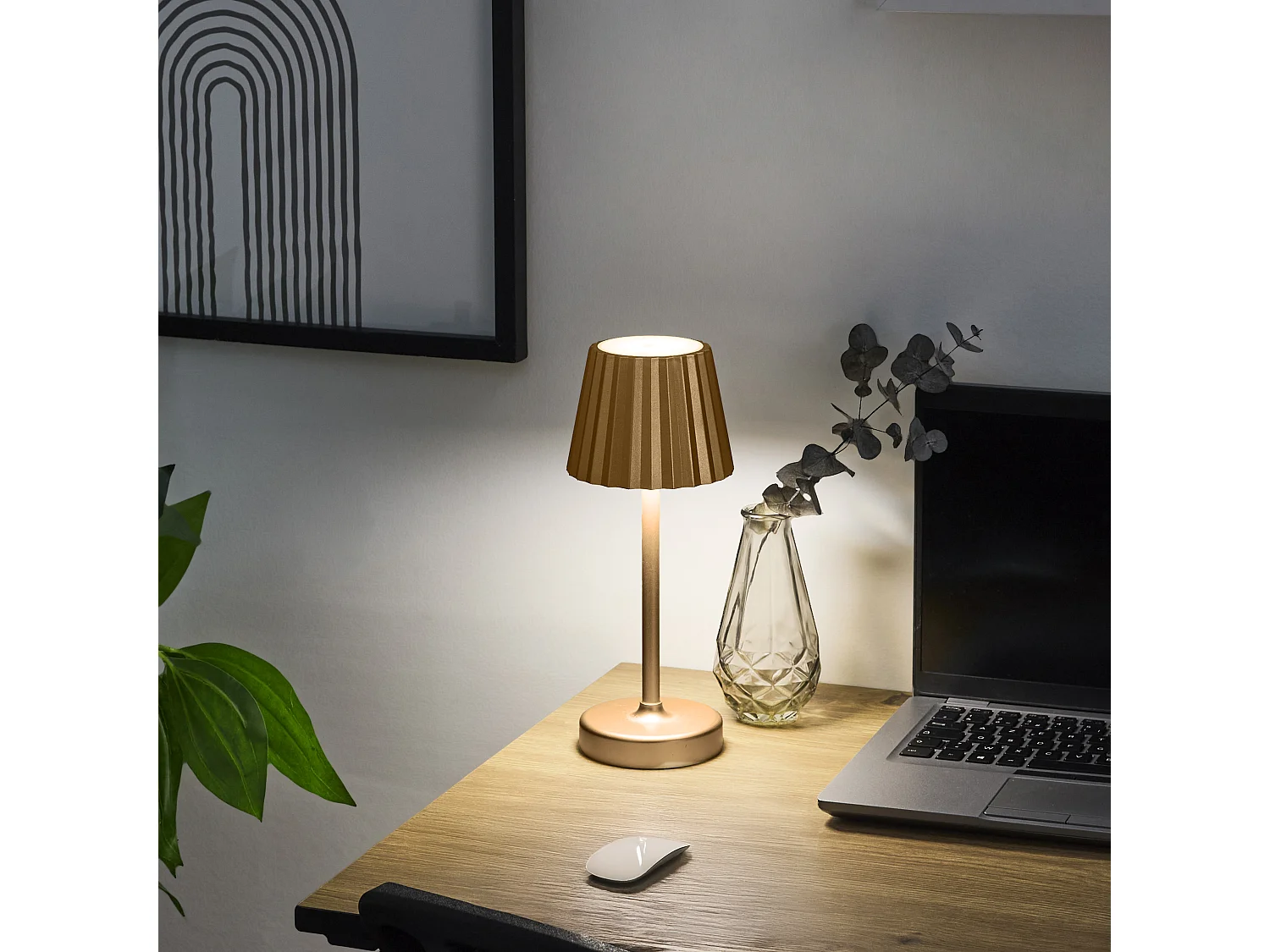 Lampe de Table - HOME DECO FACTORY - Tactile - Moderne - Or