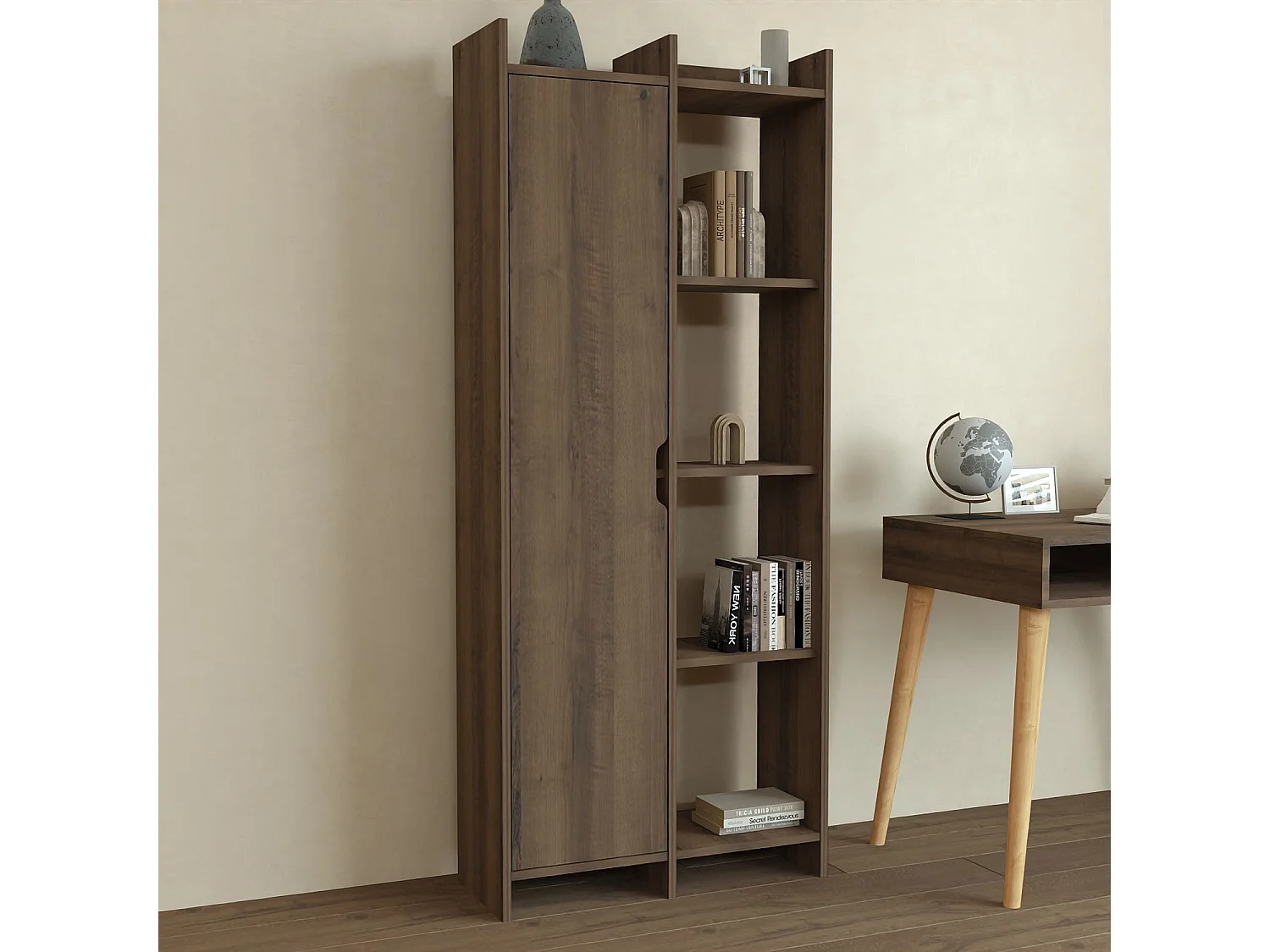Elegant Antik Valnöt Träbokhylla med Flera Hyllor - "Offer" Kollektion 70 x 30 x 180 cm