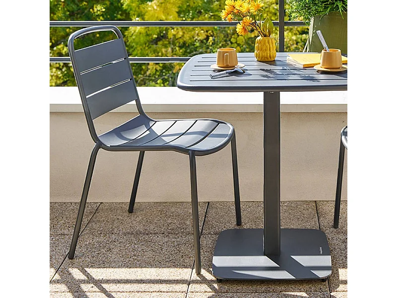Chaise extérieure métal empilable Alegoria graphite Hespéride