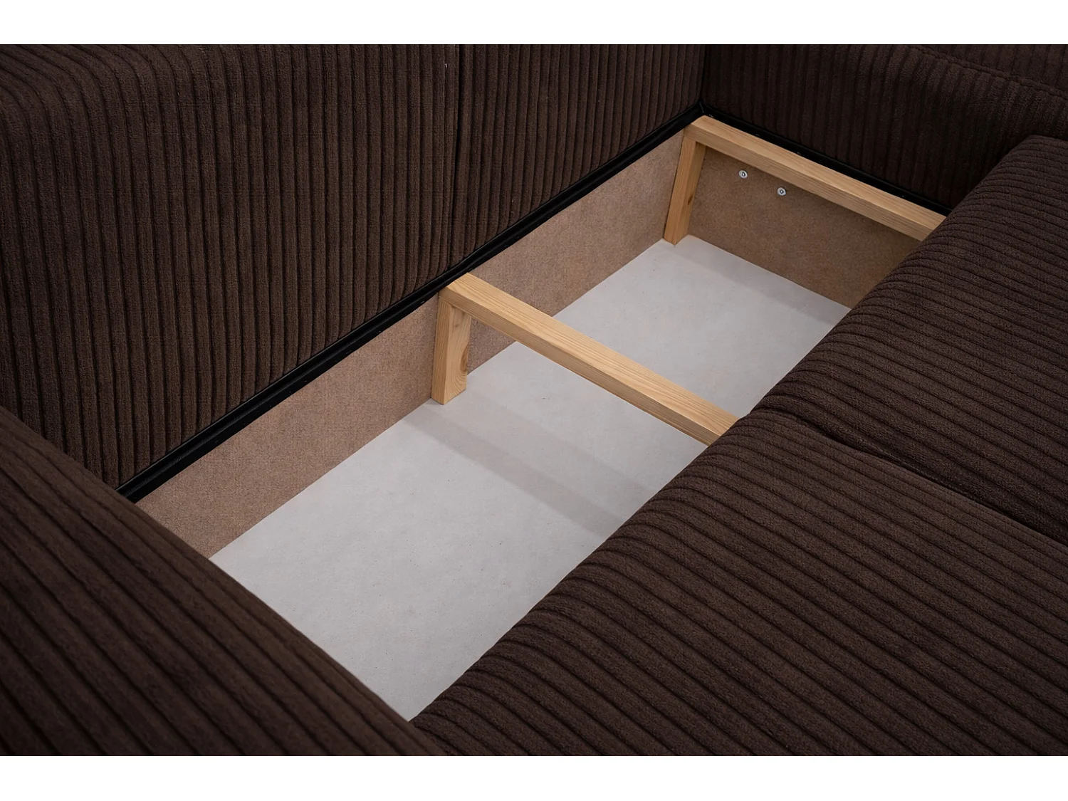 Narożnik w kształcie L z funkcją spania i pojemnikiem Bingo L, tkanina sztruksowa Poso, Brązowy, Prawy