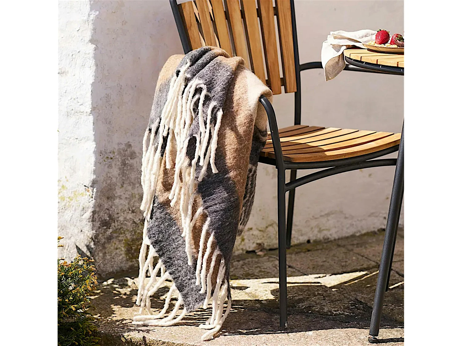 Plaid canapé gris, marron et sable à franges FALLON