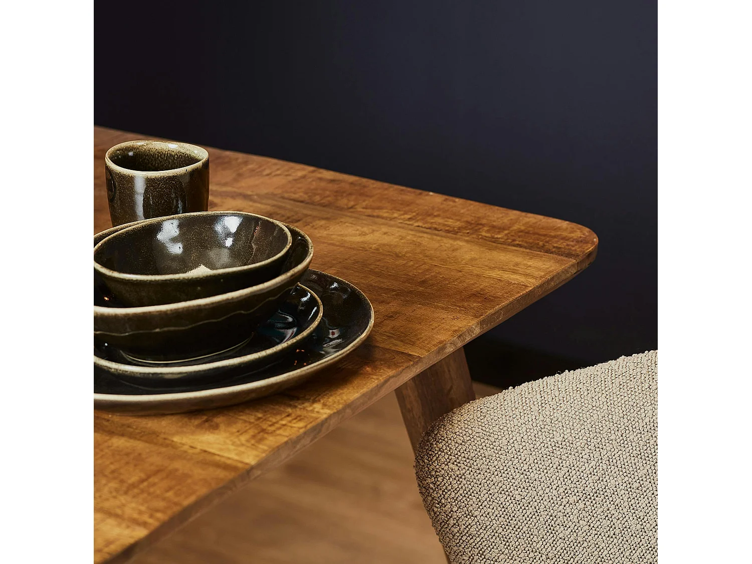 Table de cuisine carrée 2 à 4 personnes en bois 90 cm ALMA