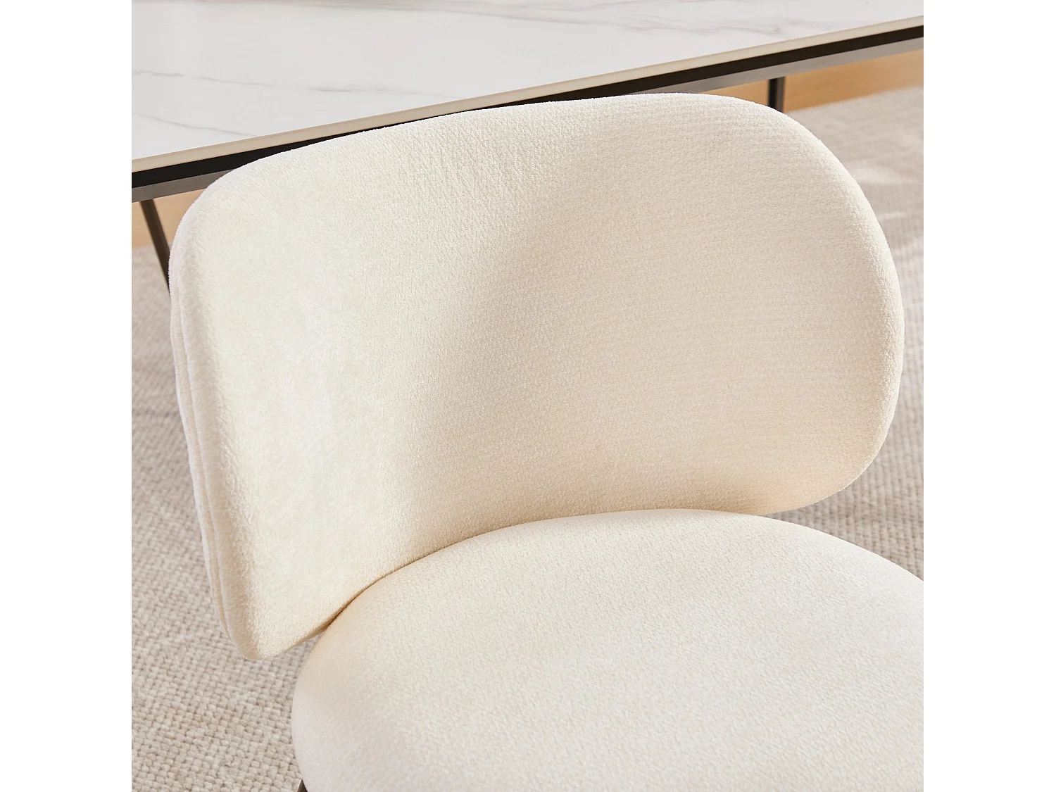 Lot de 2 chaises de salle à manger en chenille moderne – beige, dossier incurvé confortable, assise douce, pieds en métal bronze