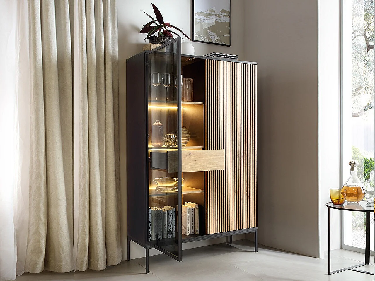 Vitrine AMBIHOME ANNA 01 - Carvalho Wotan, C104xA166xP39cm