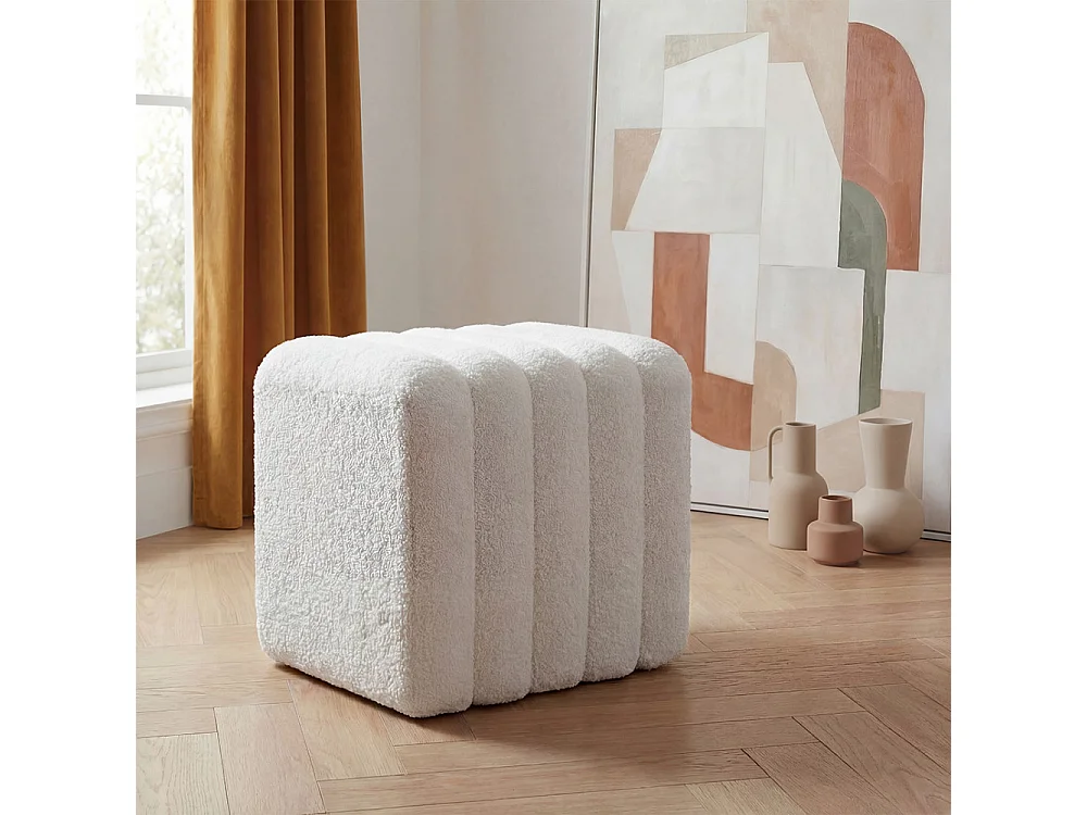 Leto - Pouf rembourré en tissu bouclette - Blanc