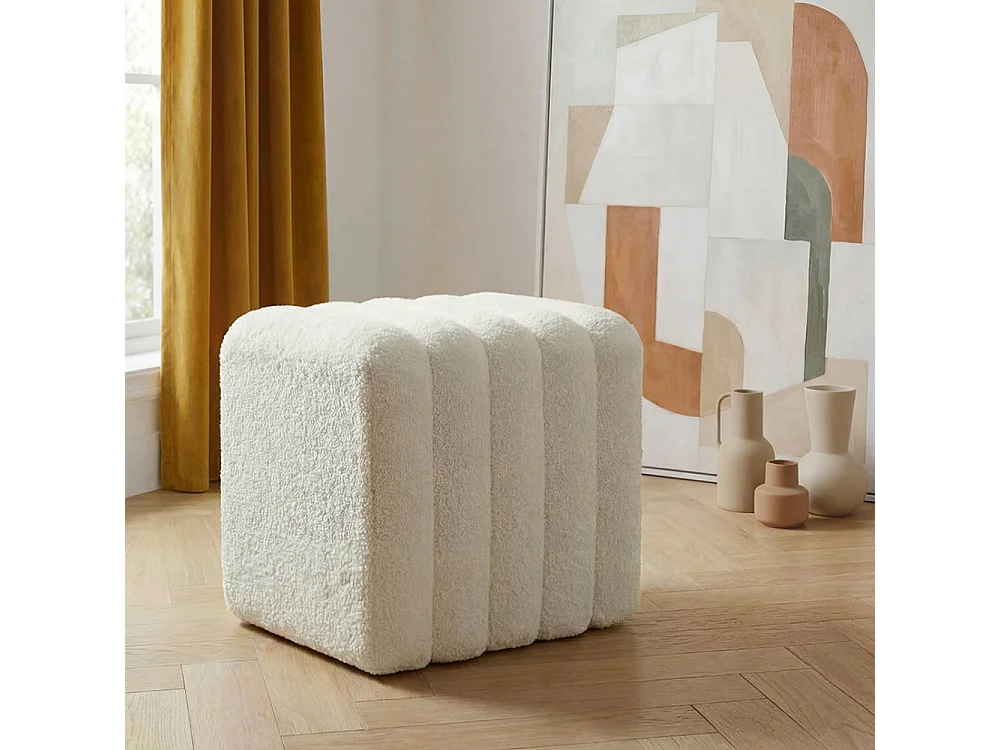 Leto - Pouf rembourré en tissu bouclette - Blanc