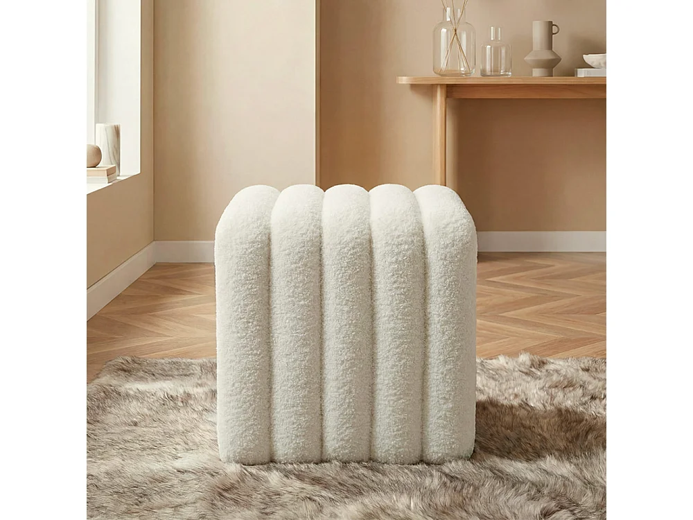 Leto - Pouf rembourré en tissu bouclette - Blanc