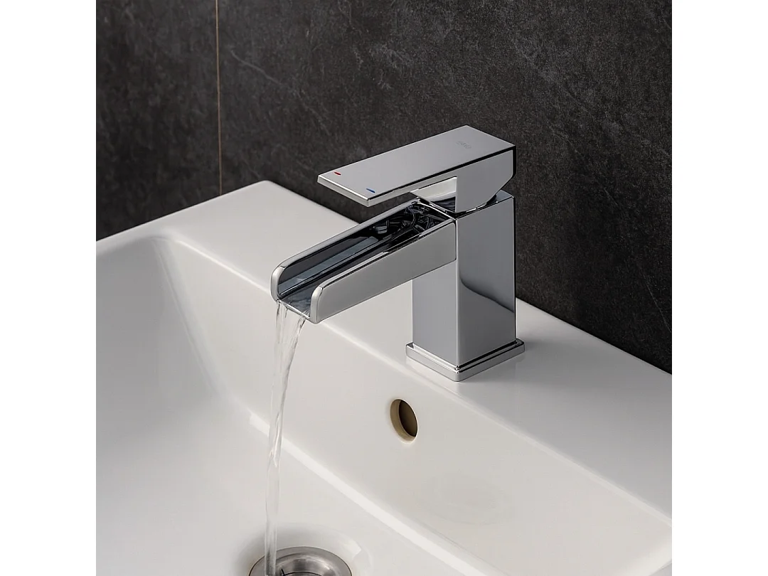 Luzz mitigeur lavabo cascade bas chromé - Essebagno