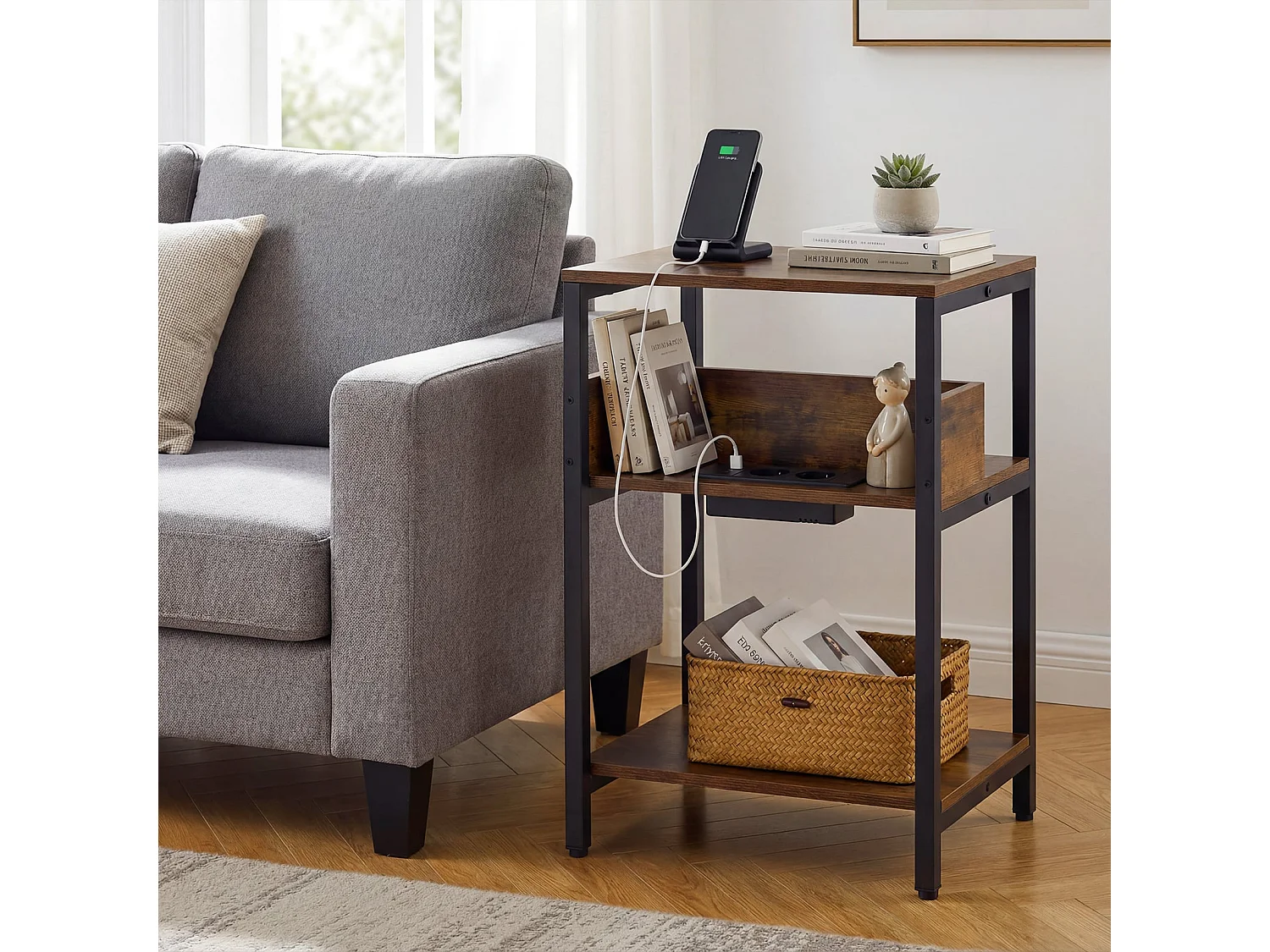 Beistelltisch mit Ladestation 3-stufiger Endtisch mit offenen Aufbewahrungsregalen Nachttisch Rustikal Braun