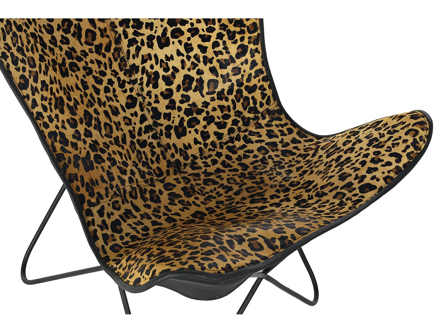 Cadeira de metal e couro 73x70x93 com estampa de leopardo preta
