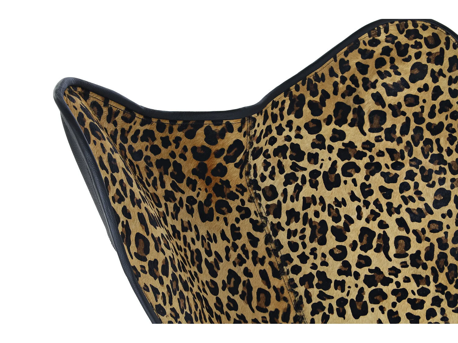 Cadeira de metal e couro 73x70x93 com estampa de leopardo preta