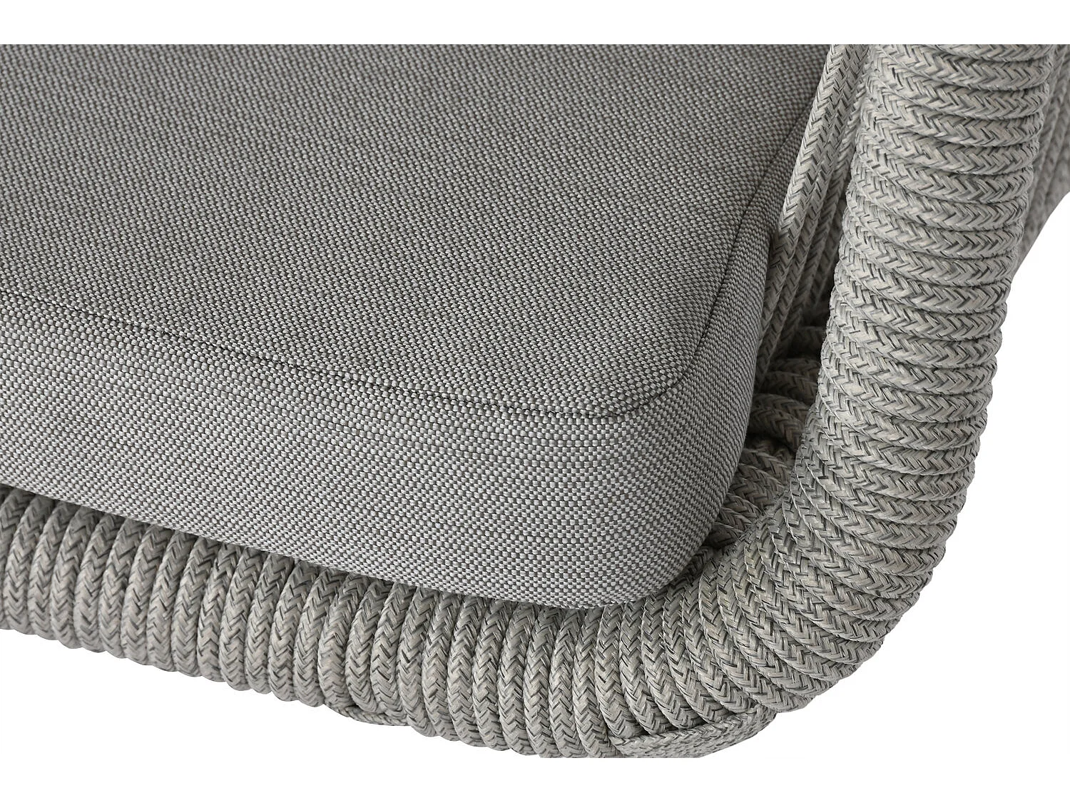 Cadeira de alumínio com rattan sintético 57x63x84 com almofada