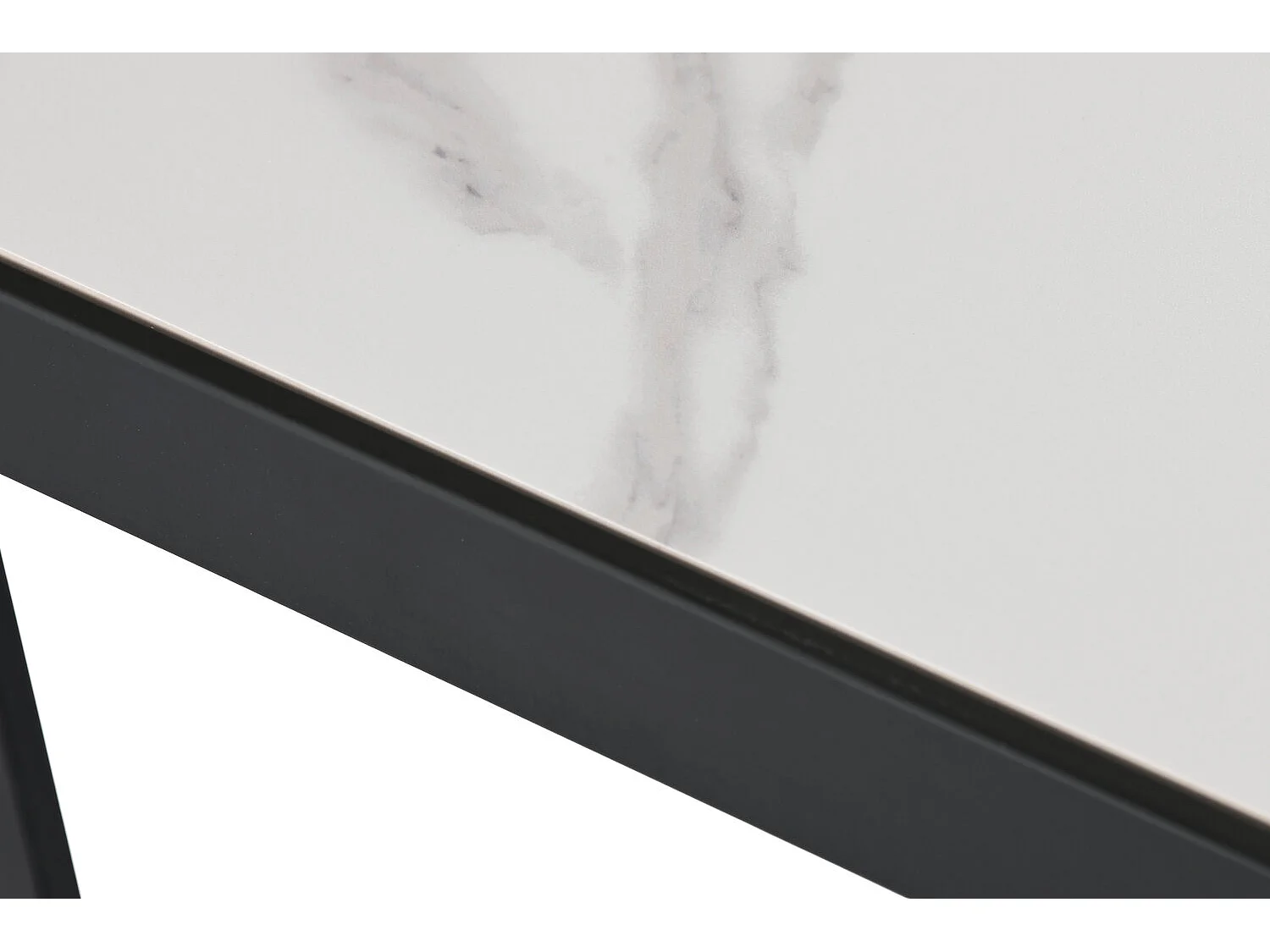 Bijzettafel van metaal en keramiek, 50x50x50 cm, wit