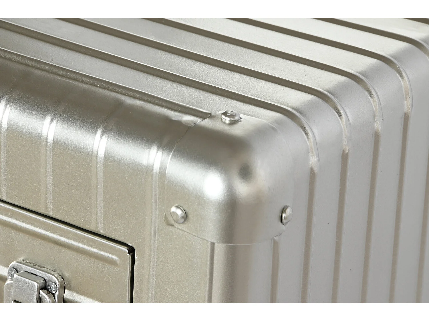 Aparador metálico em MDF 80x39x82 Prateado