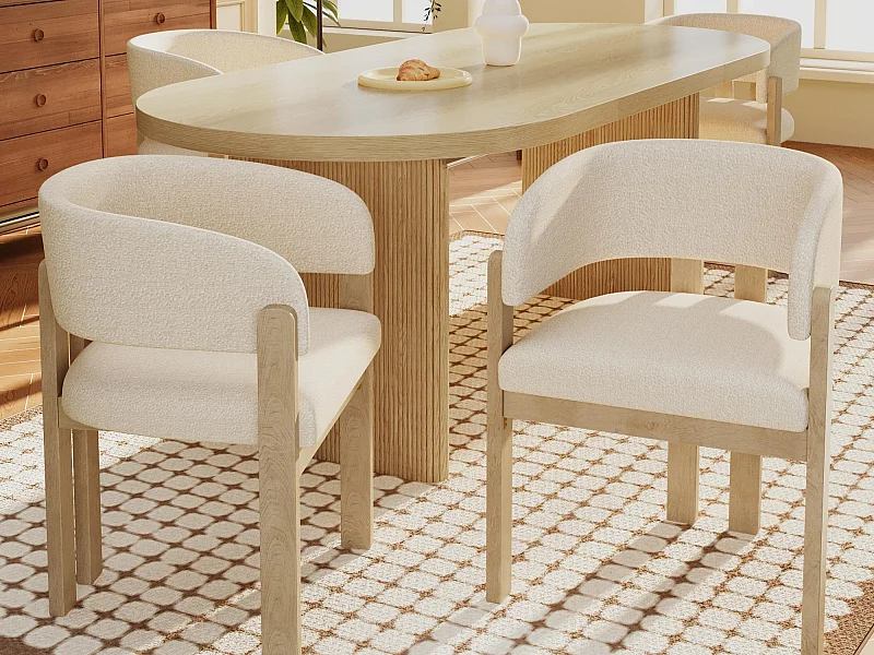 Satz mit 4 Massivholz-Stühlen mit Armlehnen - Gestell aus Massivholz - Bouclé-Stoff - Natur