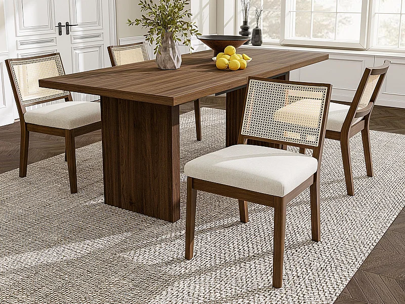 Satz mit 4 Massivholz-Stühlen - Rückenlehne aus Rattan - Sitzkissen aus Leinen - Nussbaumfarbe