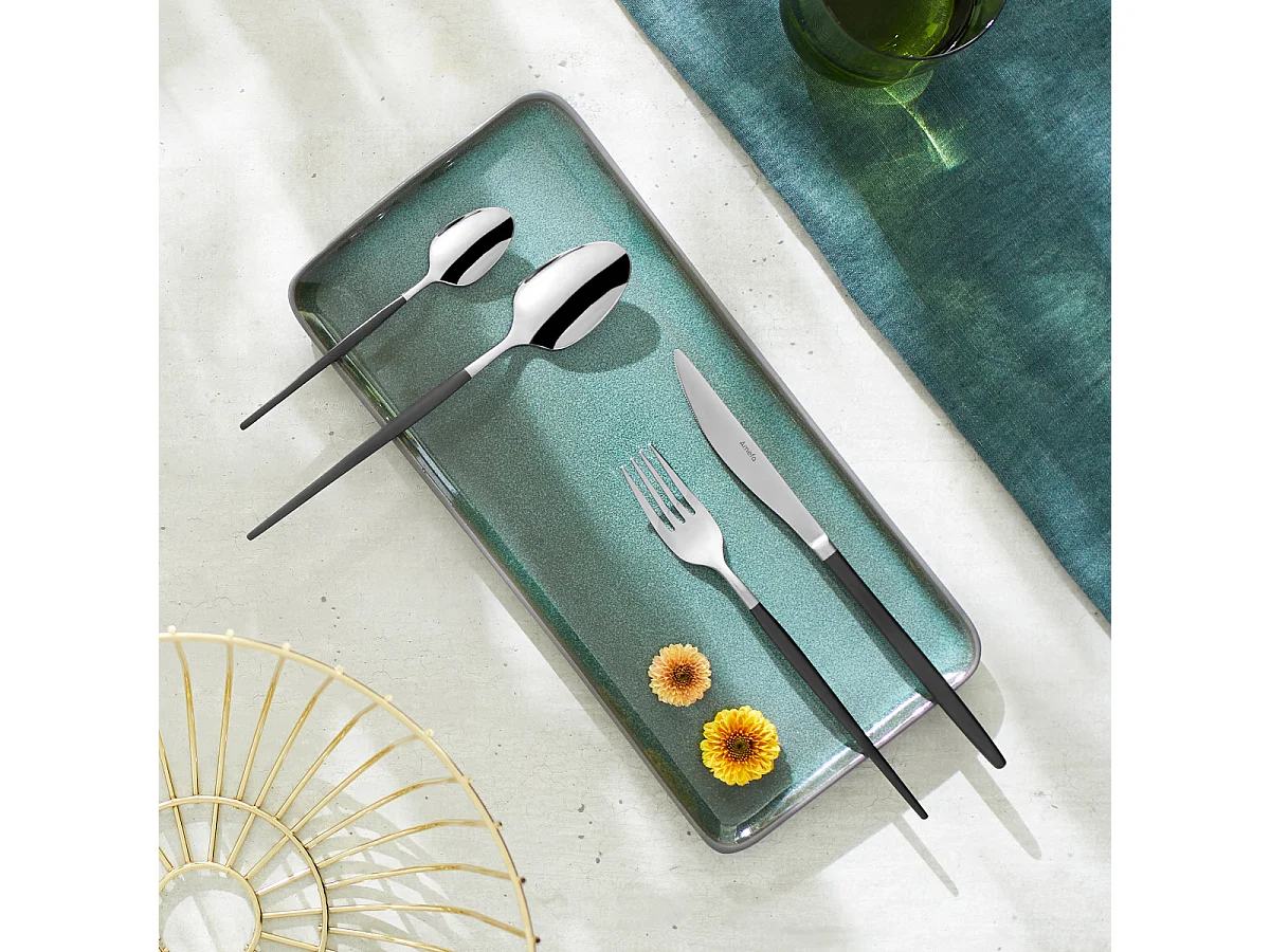 Soprano Noir - Ménagère 24 pièces