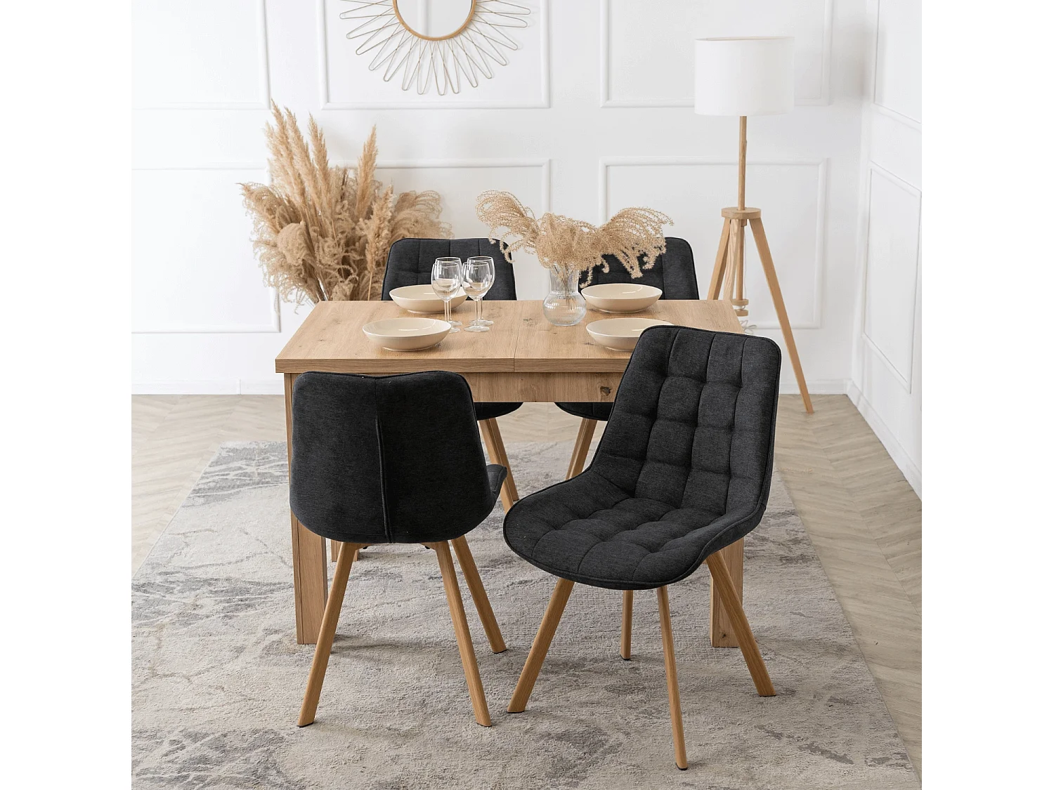 Chaise KATHY Noire Rembourrée