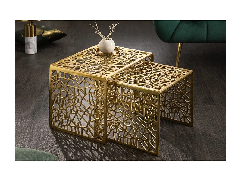 Nested lage tafels METRIX goudkleurig - Design salontafels van aluminium met geometrische patronen
