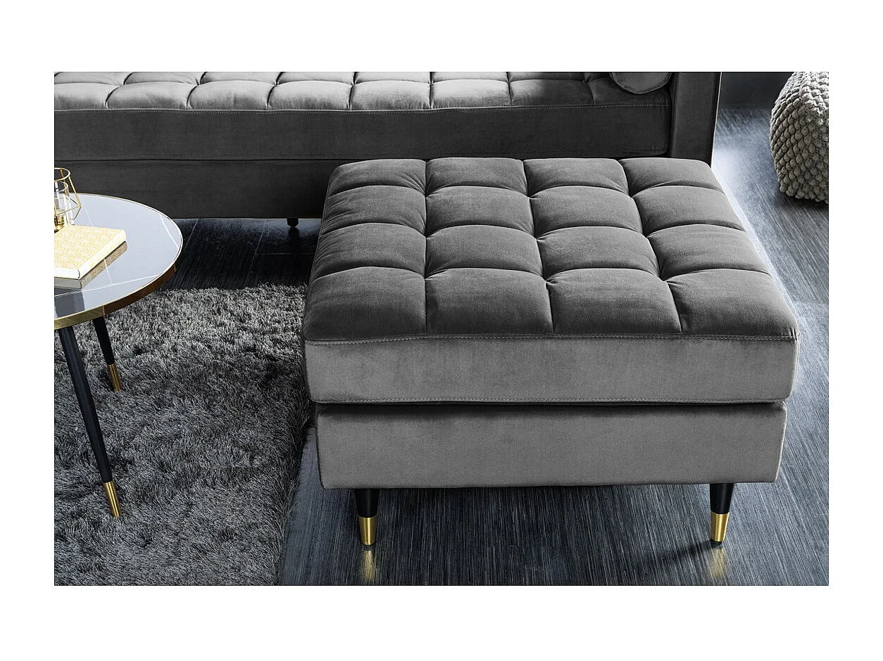 Pouf KOLIRI grigio – design quadrato in velluto