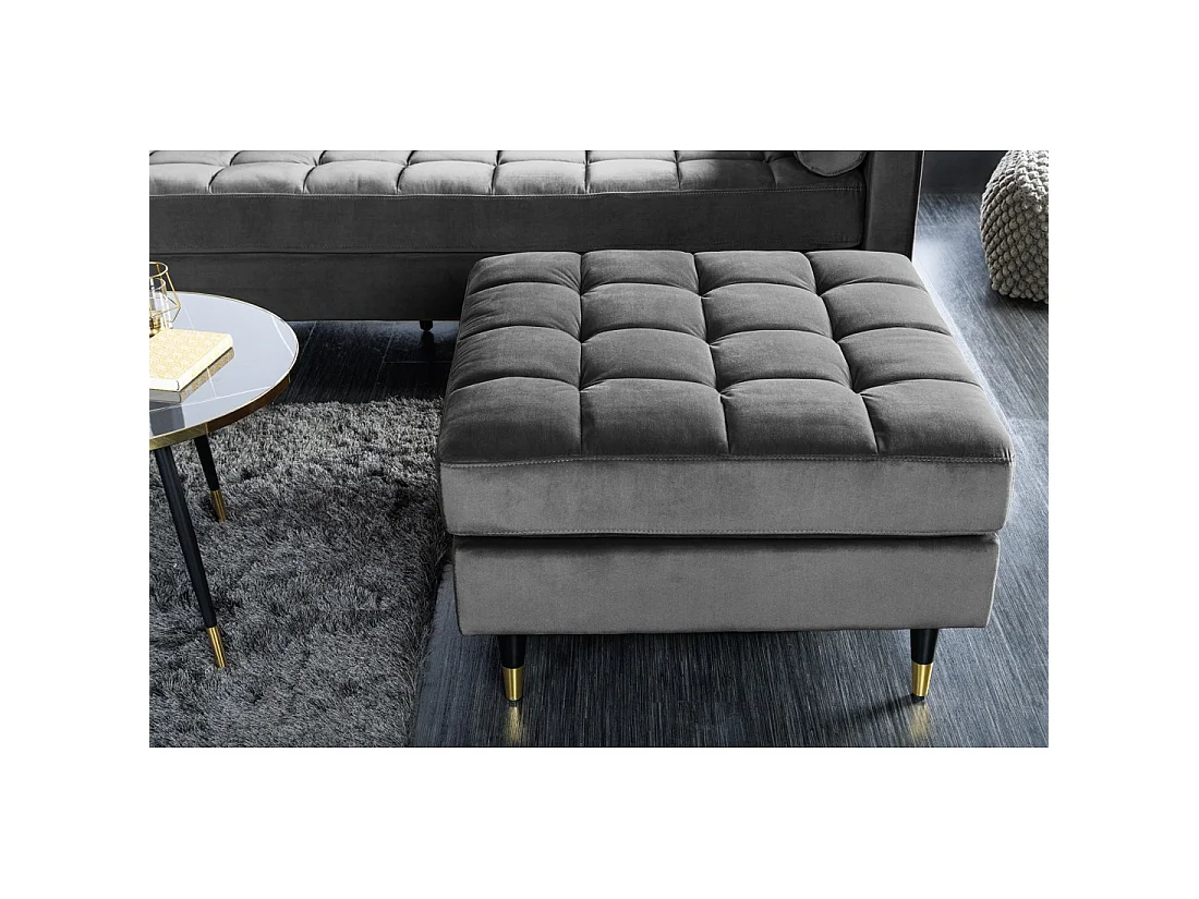 Pouf KOLIRI gris – design carré en velours capitonné