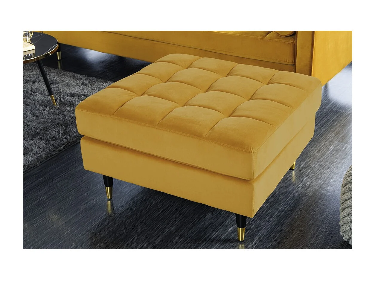 Pouf KOLIRI jaune moutarde – design en velours et bois d'hévéa