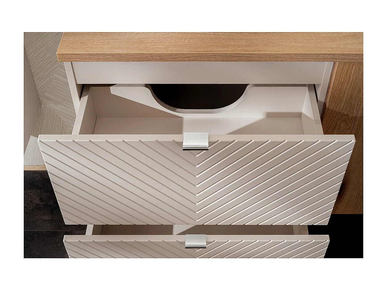 Meuble sous vasque AOKI – 2 tiroirs – Finition beige cachemire à motifs chevron et poignées dorées – L60 × P39 × H57 cm – À susp