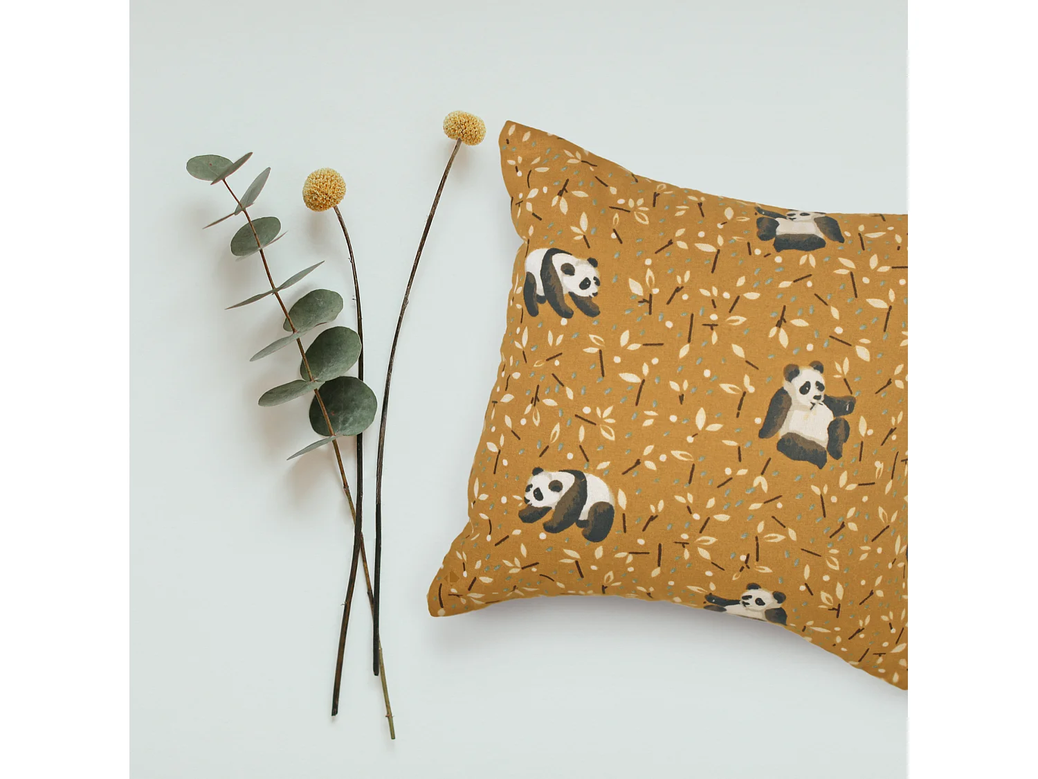 Housse de coussin 45x70 cm TAO marron Cacahuète