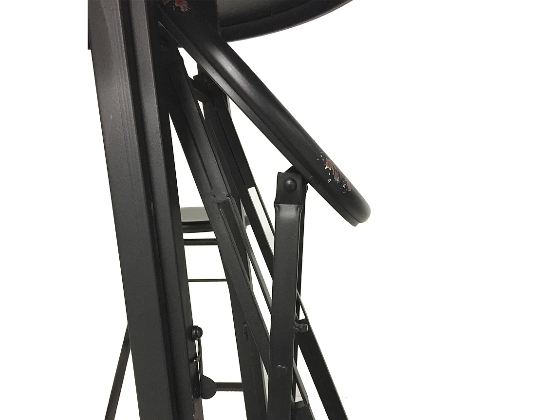 TABLE EN FER NOIR 163 X 163 X 102