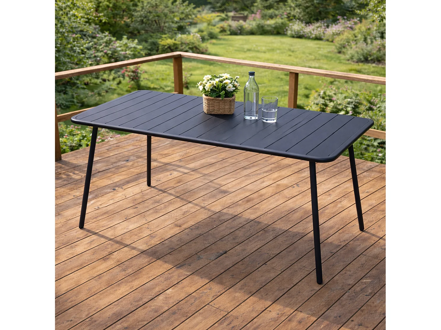 Table de jardin 4 à 6 places 120cm gris foncé BERGAME